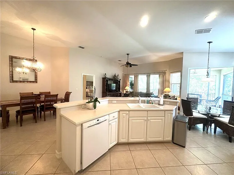 1634 Tarpon Bay Dr S #202 — Photo 15
