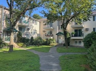 1261 Church St APT 34, New Bedford, MA 02745