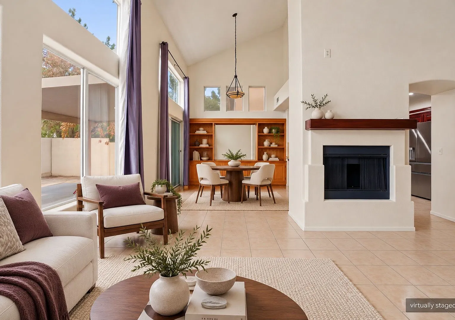 Sparkling Pool Home on a Corner Lot Vaulted Ceilings, Solar & Washer/Dryer Included — Photo 4
