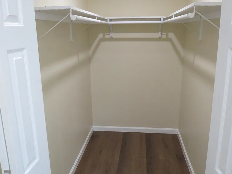 1815 Morrison St — Photo 13