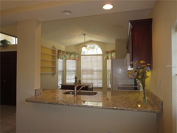 5th image of 1010 Piedmont Oaks Dr