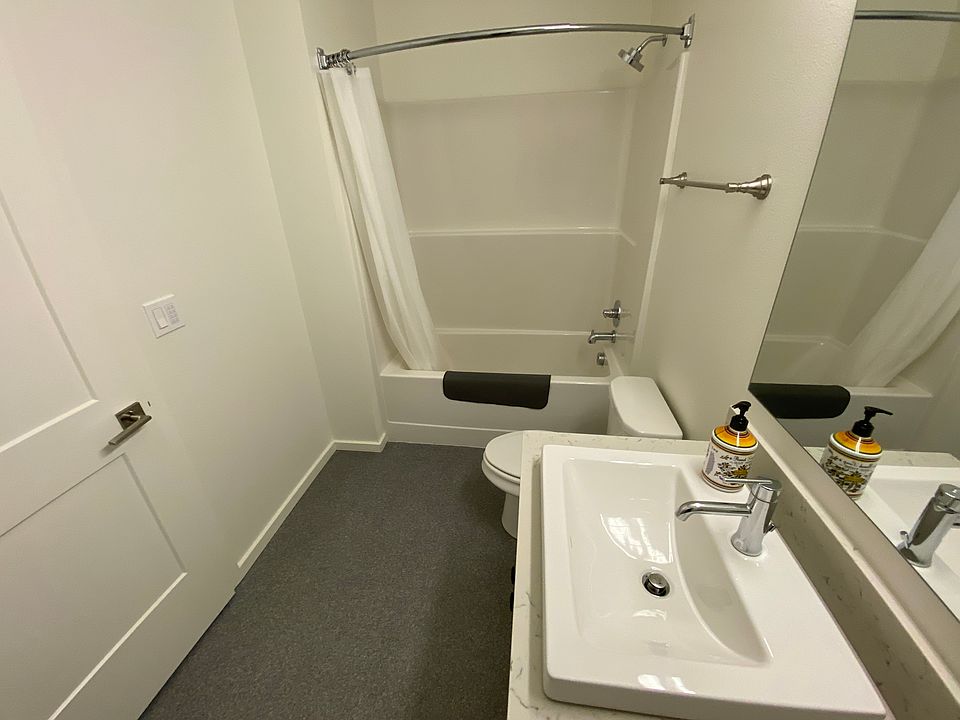 Tub / shower