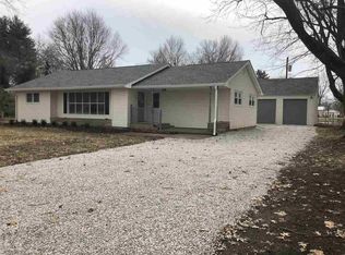 909 E Mary Ln, Terre Haute, IN 47802