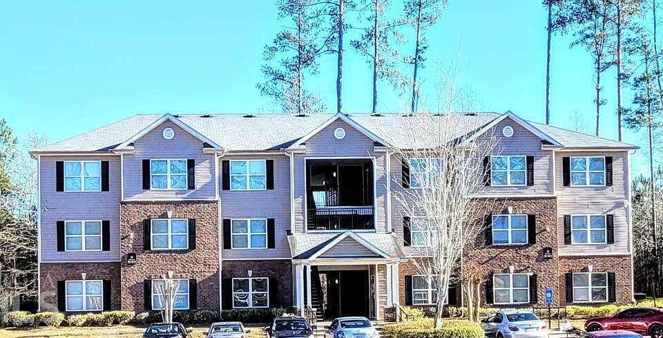 1st image of 3101 Fairington Ridge Cir