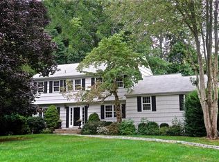 4 Mary Austin Pl, Norwalk, CT 06850