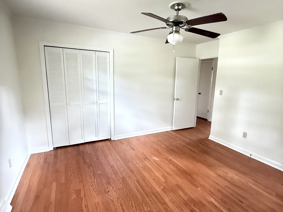 407 Strange Rd