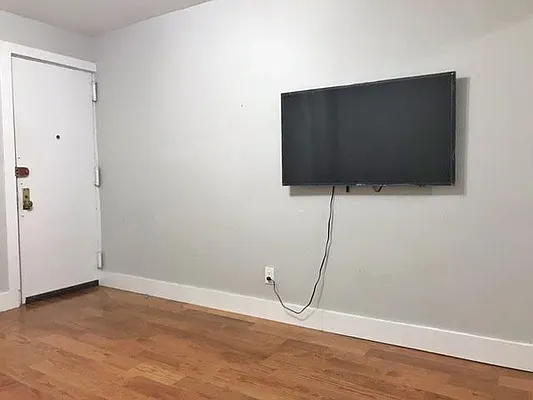 Rented by Reliance Realty Partners LLC  | media 15