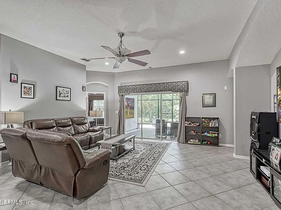 3rd image of 209 Casa Sevilla Ave