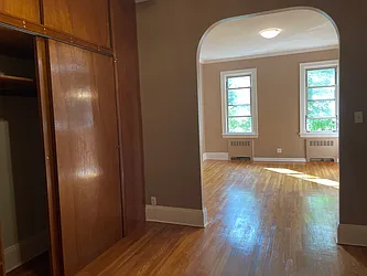 Rented by Elite Team Realty LLC