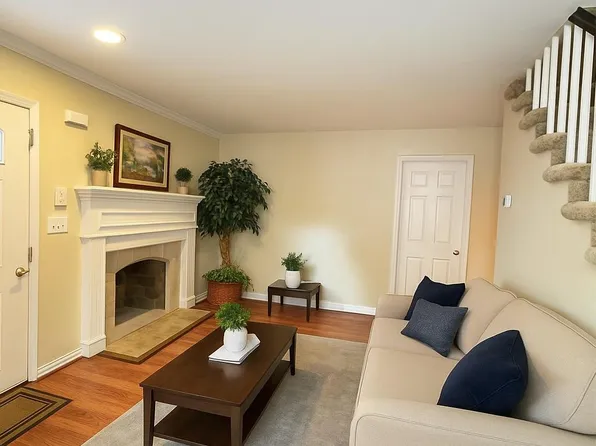 707 Mentor Ave, Capitol Heights, MD 20743