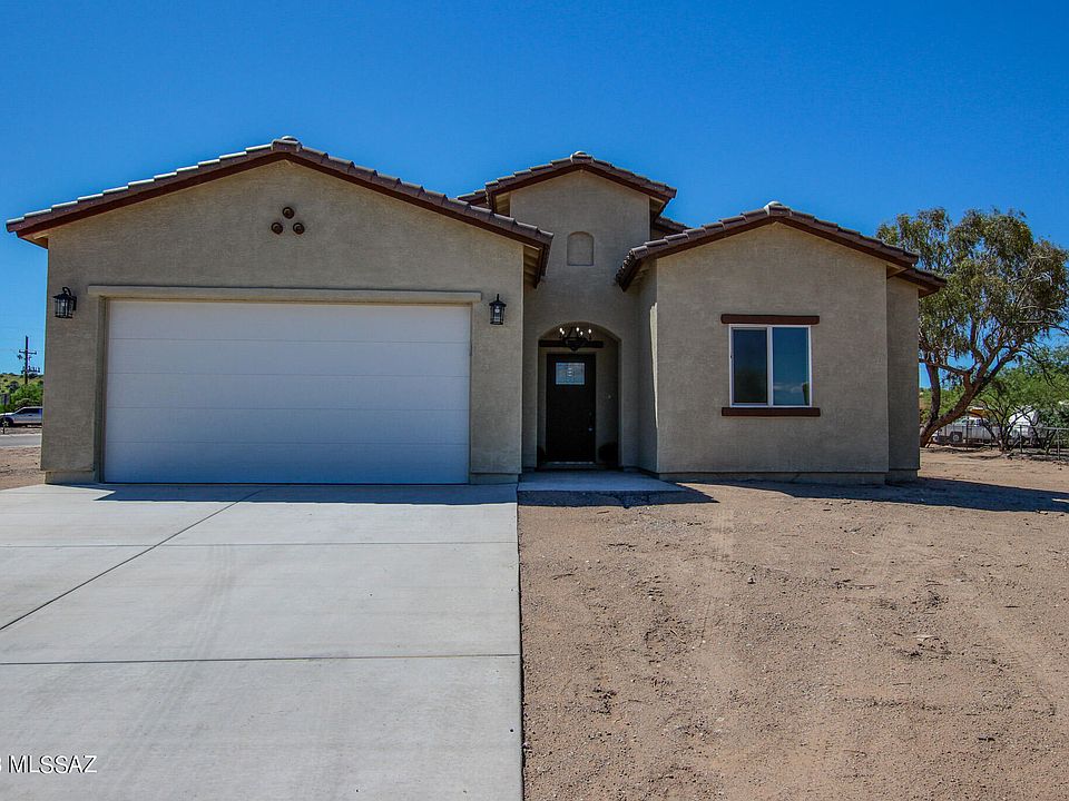 1st image of 1350 W Calle De La Plz