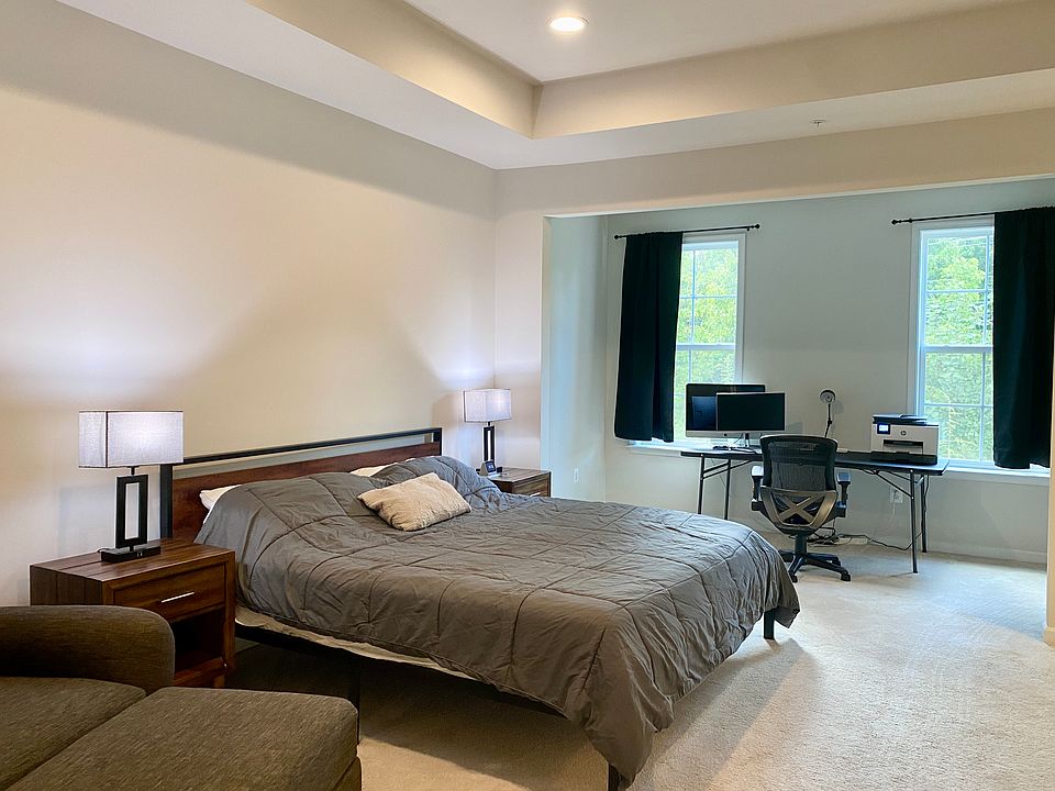 Primary suite