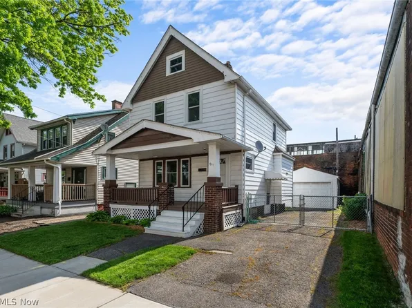 1611 W 116th St, Cleveland, OH 44102