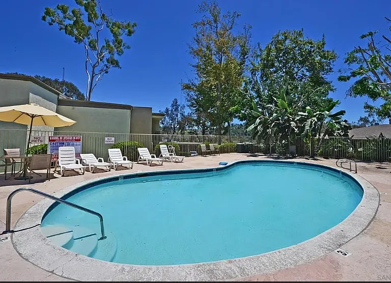 432 Edgehill Ln #41 — Photo 13