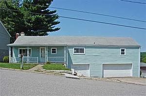 1st image of 115 N 21st St