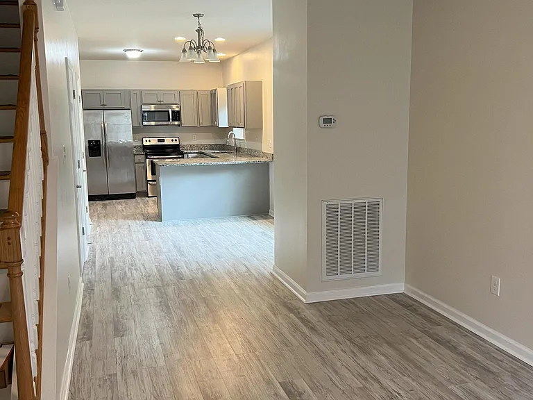 2510 Vesson Ave — Photo 11