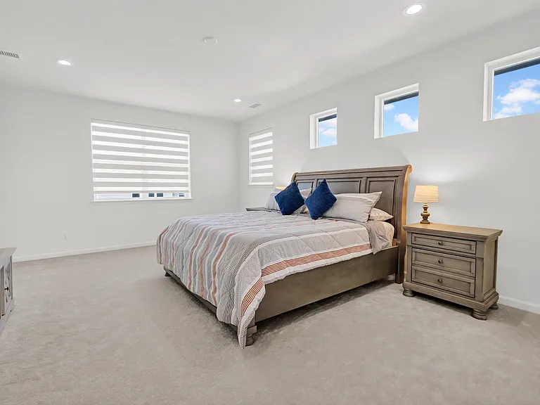 5907 Presidio Pkwy — Photo 12