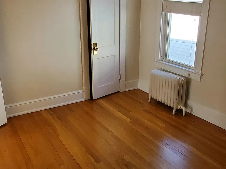 87 Homestead Ave #2 — Photo 17