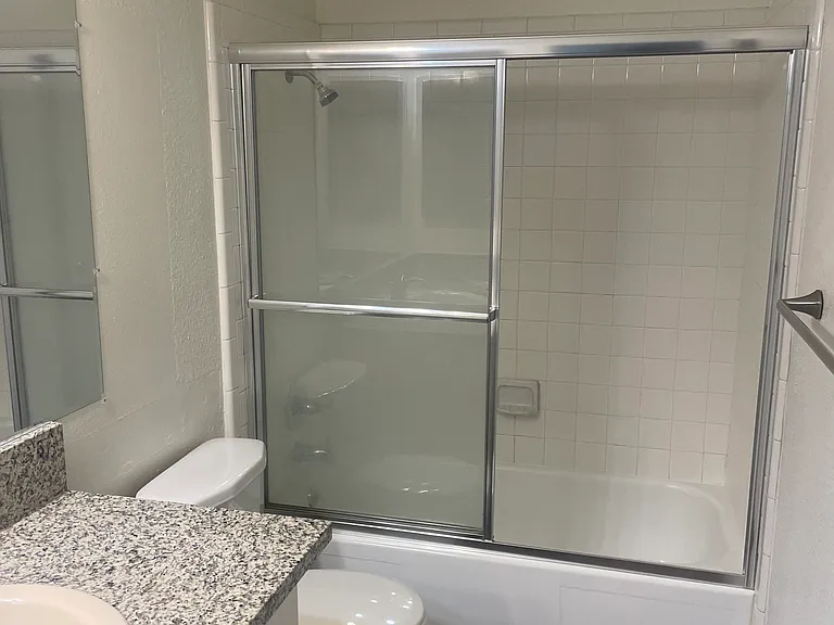 252 McNary Cir #252 — Photo 1