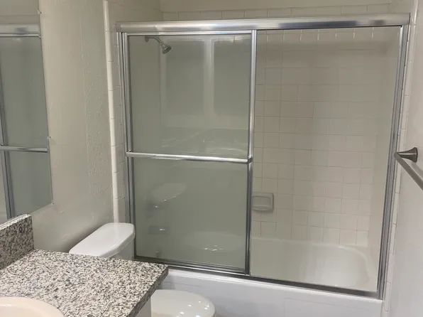 252 McNary Cir #252, Manteca, CA 95336