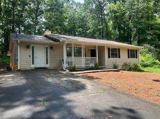 108 Hilltop Cir, Stockbridge, GA 30281