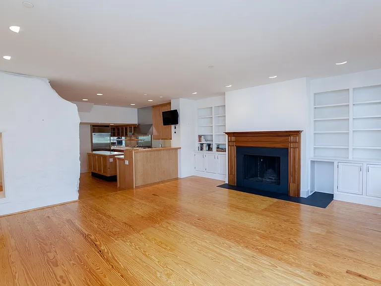 40 W Mechanic St — Photo 8