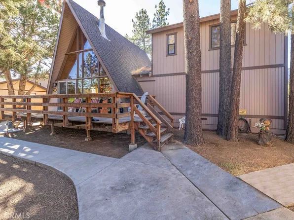 2110 7th Ln, Big Bear City, CA 92314