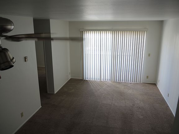 2nd image of 4040 Lamont St APT 21