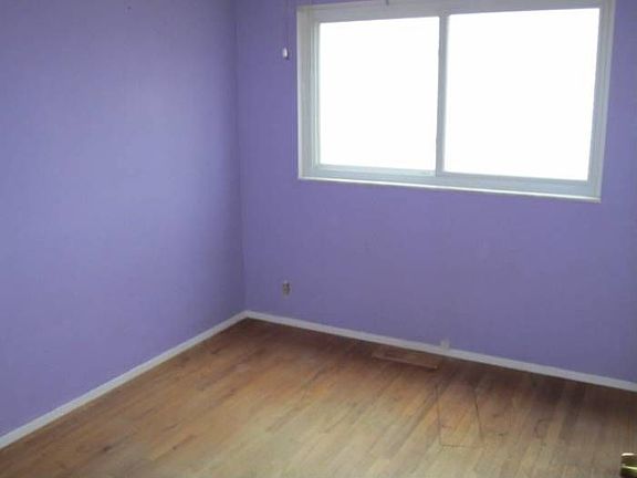 4th image of 2525 Yorkshire Dr