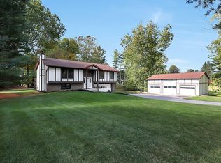 126 Mill Race Rd, Granville, OH 43023