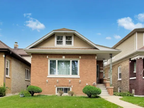 6126 W Berenice Ave, Chicago, IL 60634