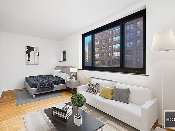 3rd image of 207 E 27th St #Pha