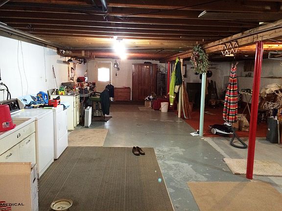 Full basement workshop