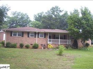 131 Clark Ave, Greer, SC 29651