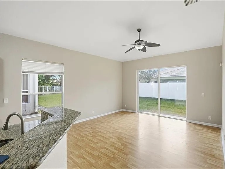 6217 Spring Lake Ter — Photo 10