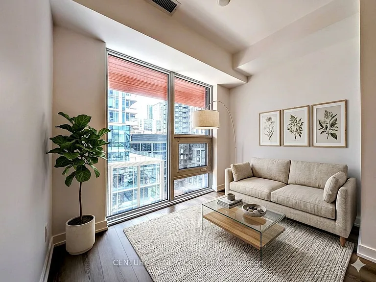 100 Queen St E #1011 — Photo 1