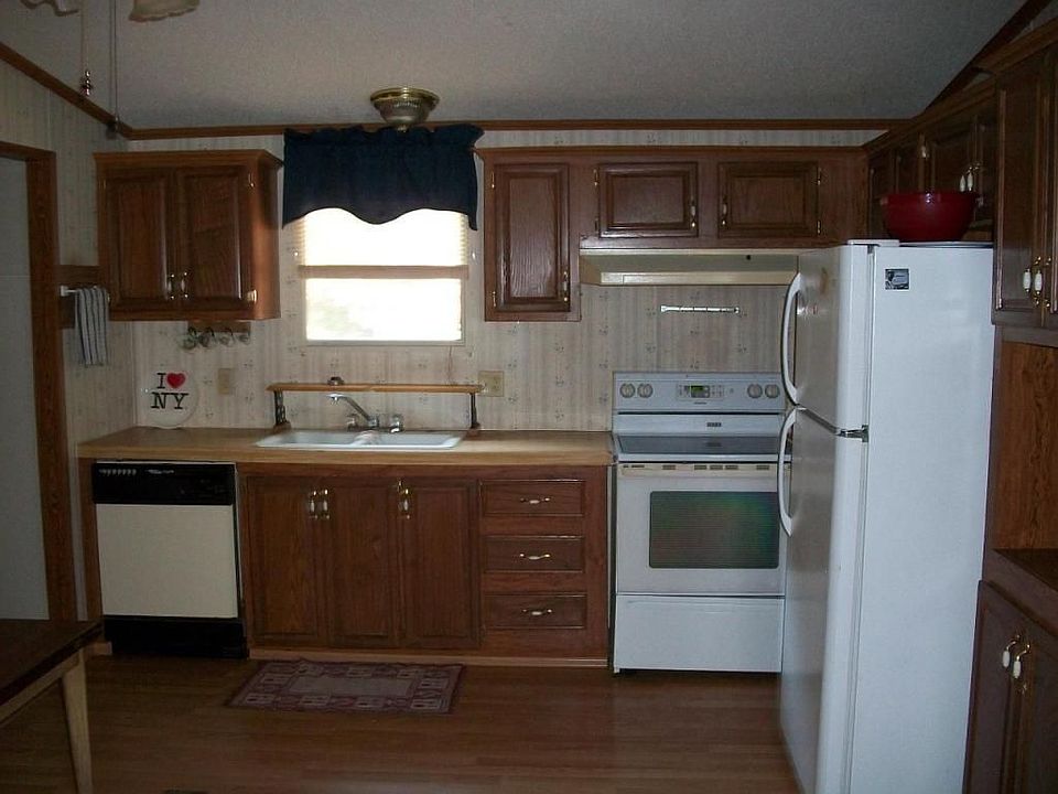 2nd image of 103 W Bernice Dr