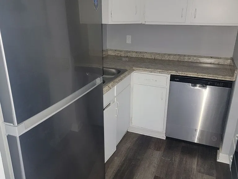 225 W McDowell Rd — Photo 67