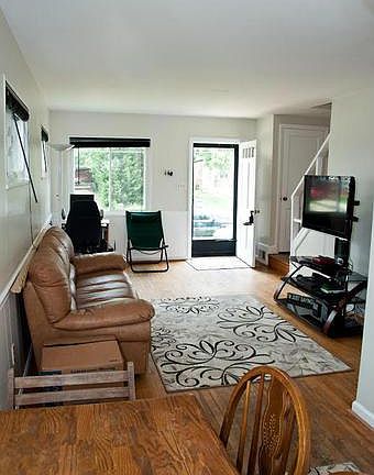 4th image of 6810 Radcliffe Dr