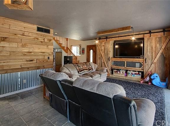 4th image of 42547 Deep Forest Dr