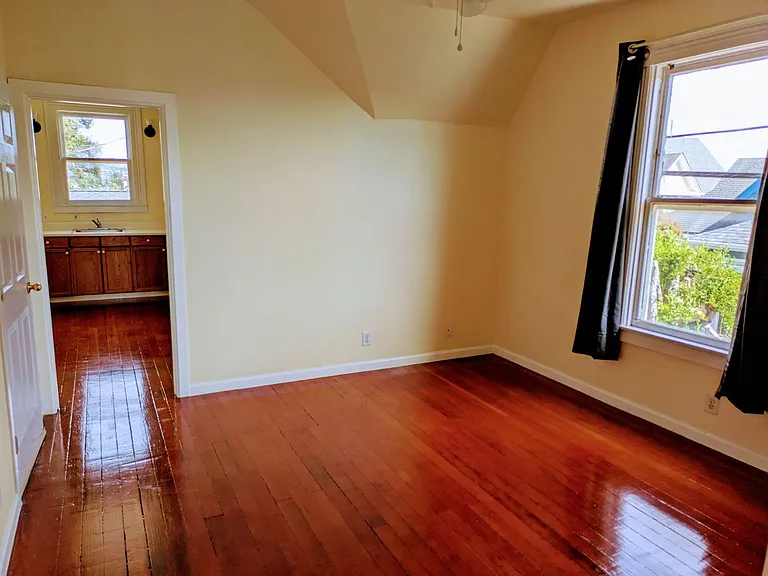 416 Alameda St — Photo 3