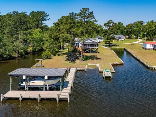247 Jane Lane, Oriental, NC 28571