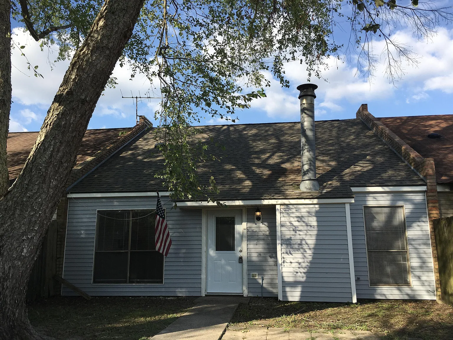 8714 Pecan Tree Dr - 1 — Photo 1