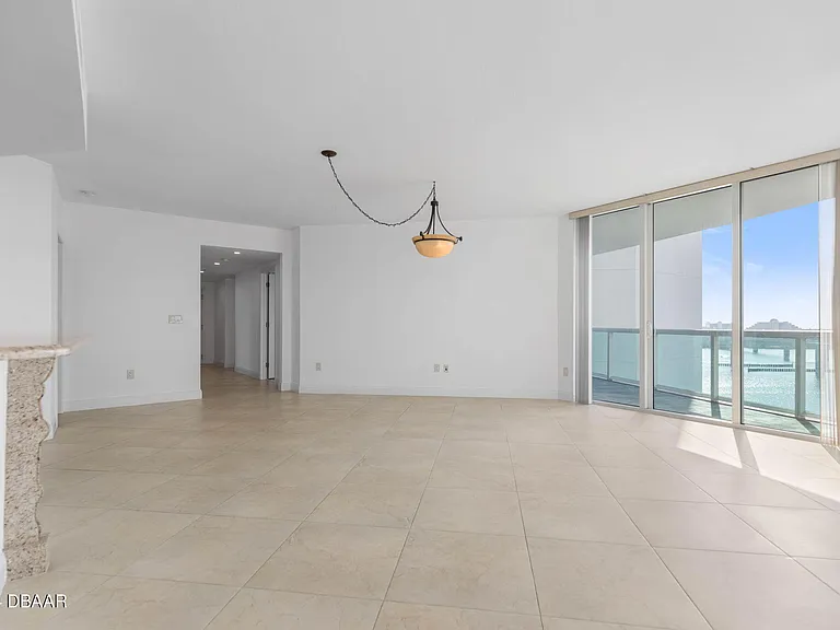 231 Riverside Dr #12091 — Photo 24