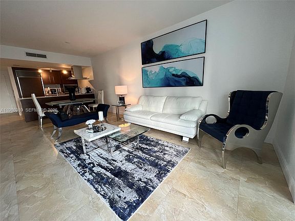 5th image of 495 Brickell Ave APT 2707