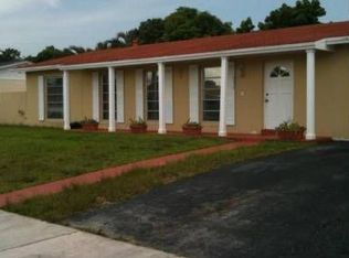 10954 SW 157th Ter, Miami, FL 33157