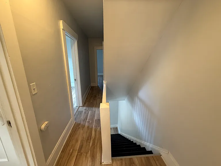 29-31 Ellicott St #31 — Photo 9