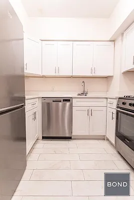 Rented by Bond New York | media 4