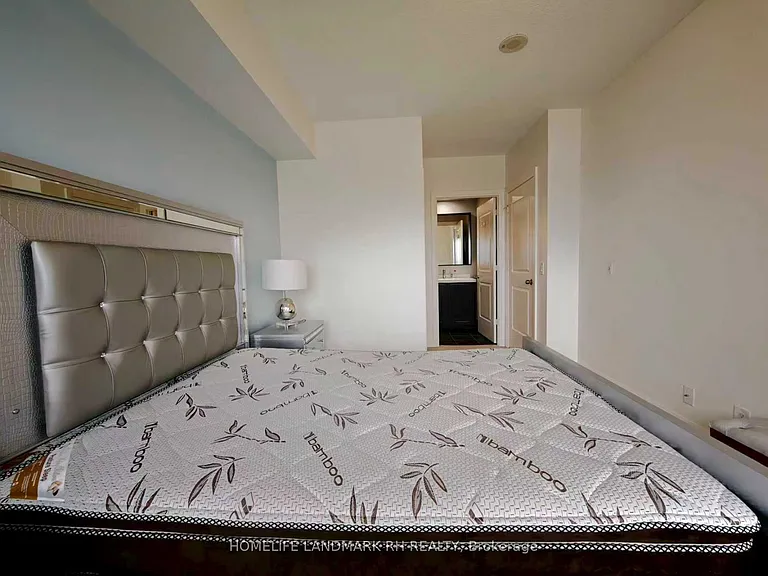 100 Harrison Garden Blvd #623 — Photo 16