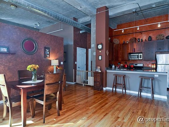 Living Room/Dining Room